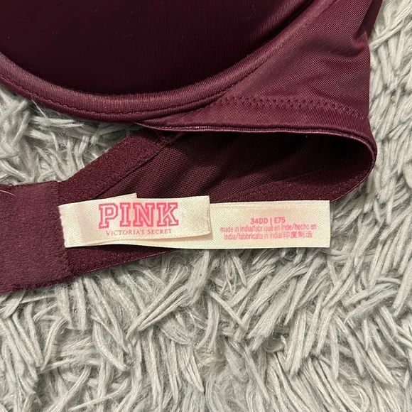 🎀 3/$15 🎀 - Picture 3 of 3